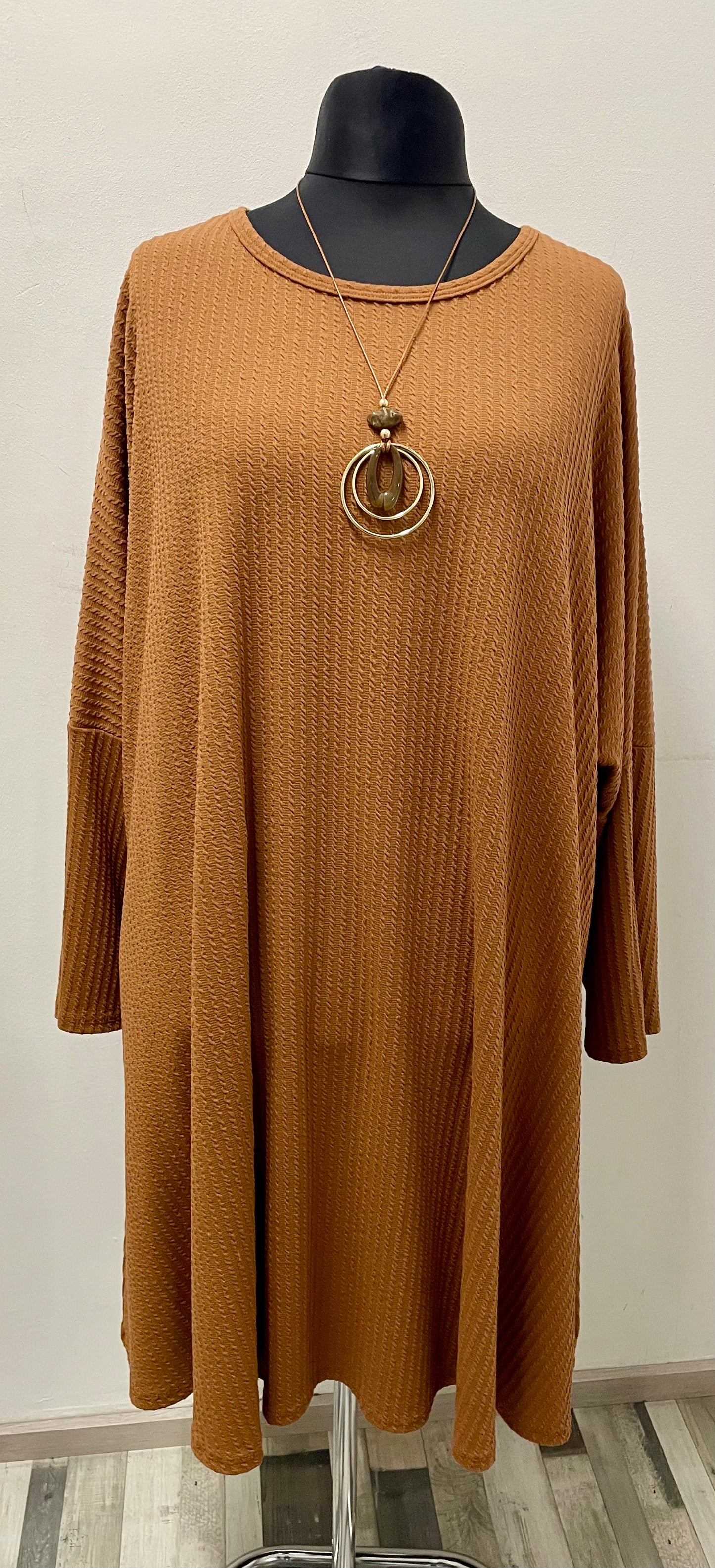 Jacquard Kleid aus Viskose mit Kette