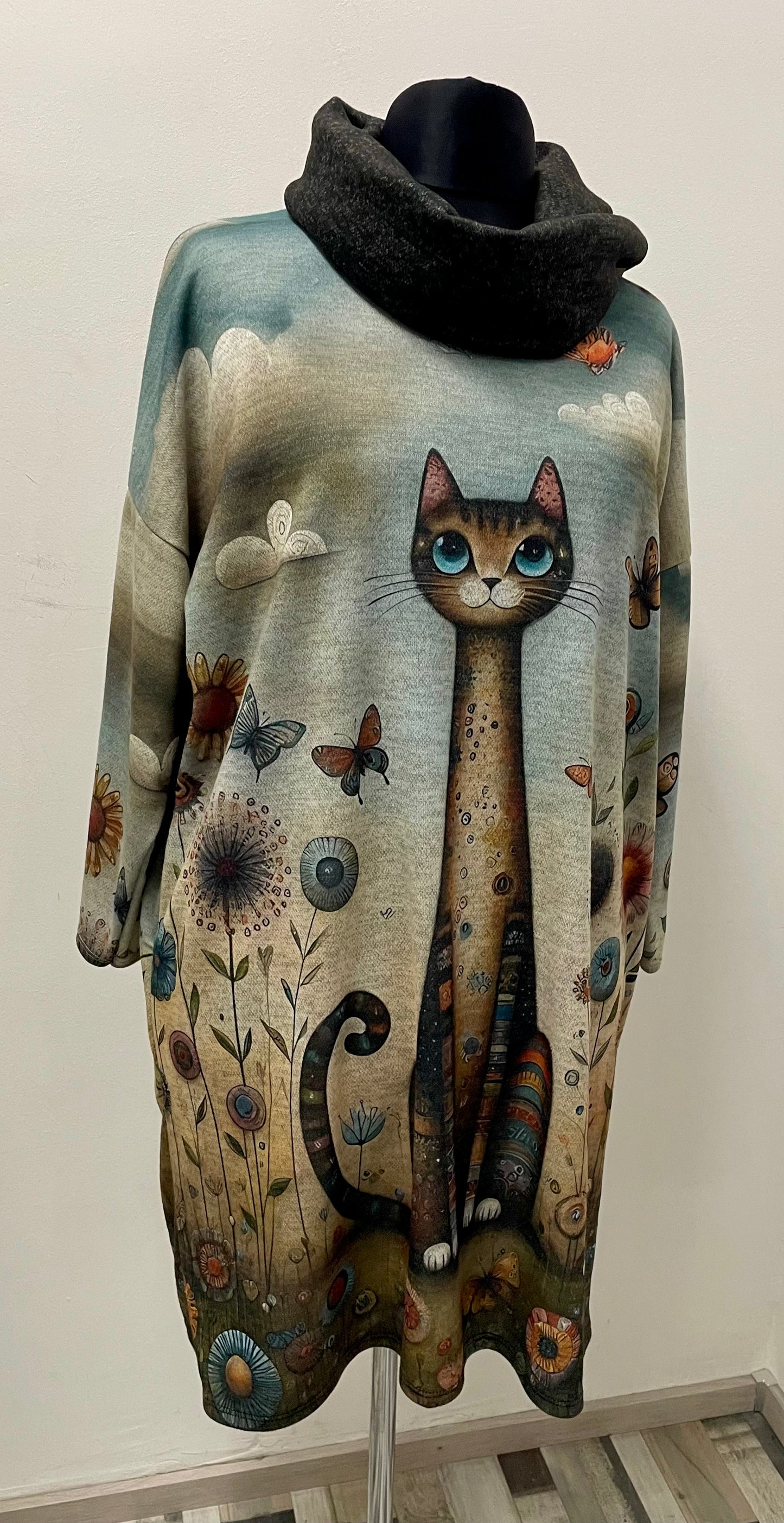 Kleid mit Loop-Schal