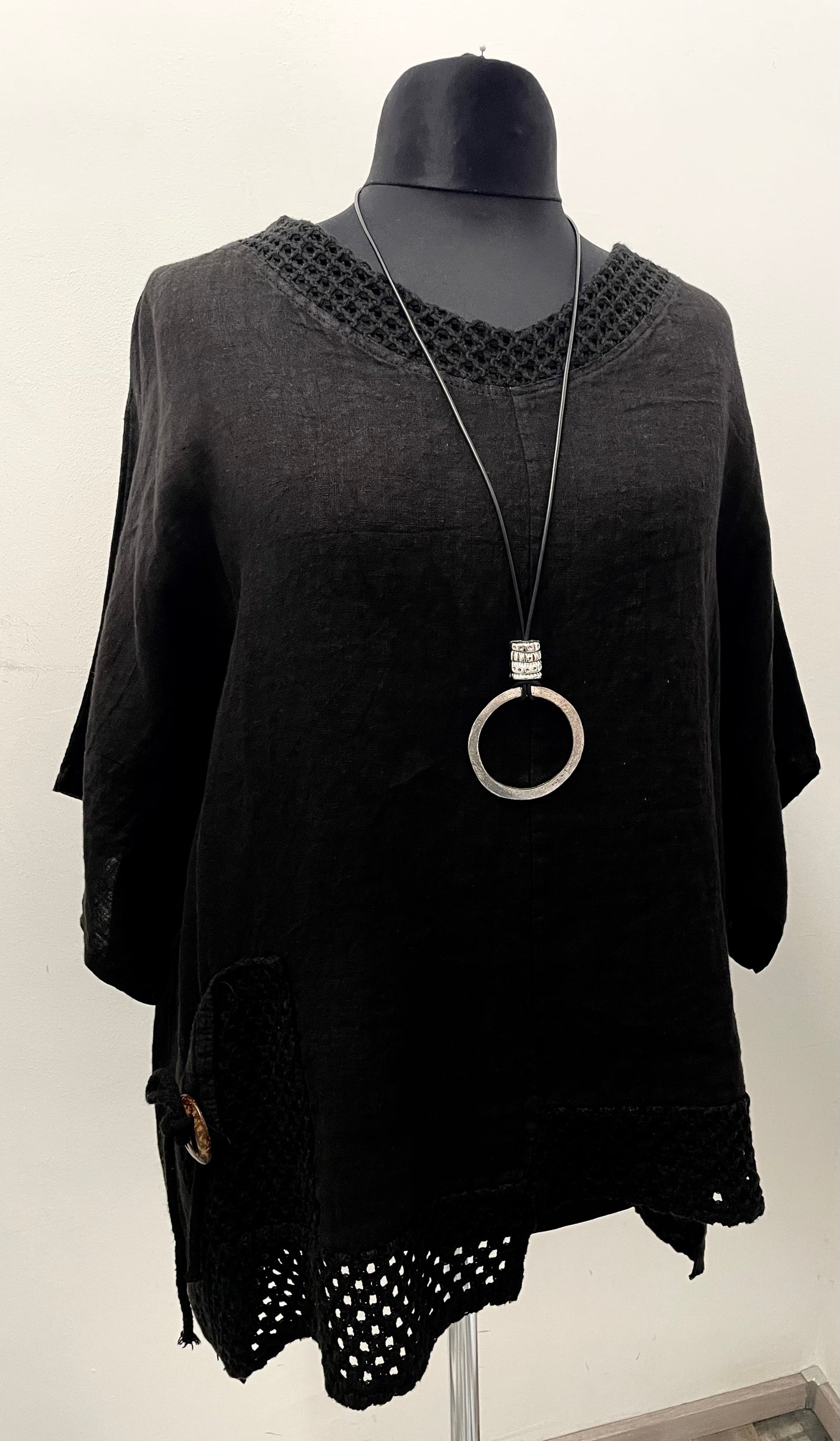 Leinenshirt mit Netzeinsatz