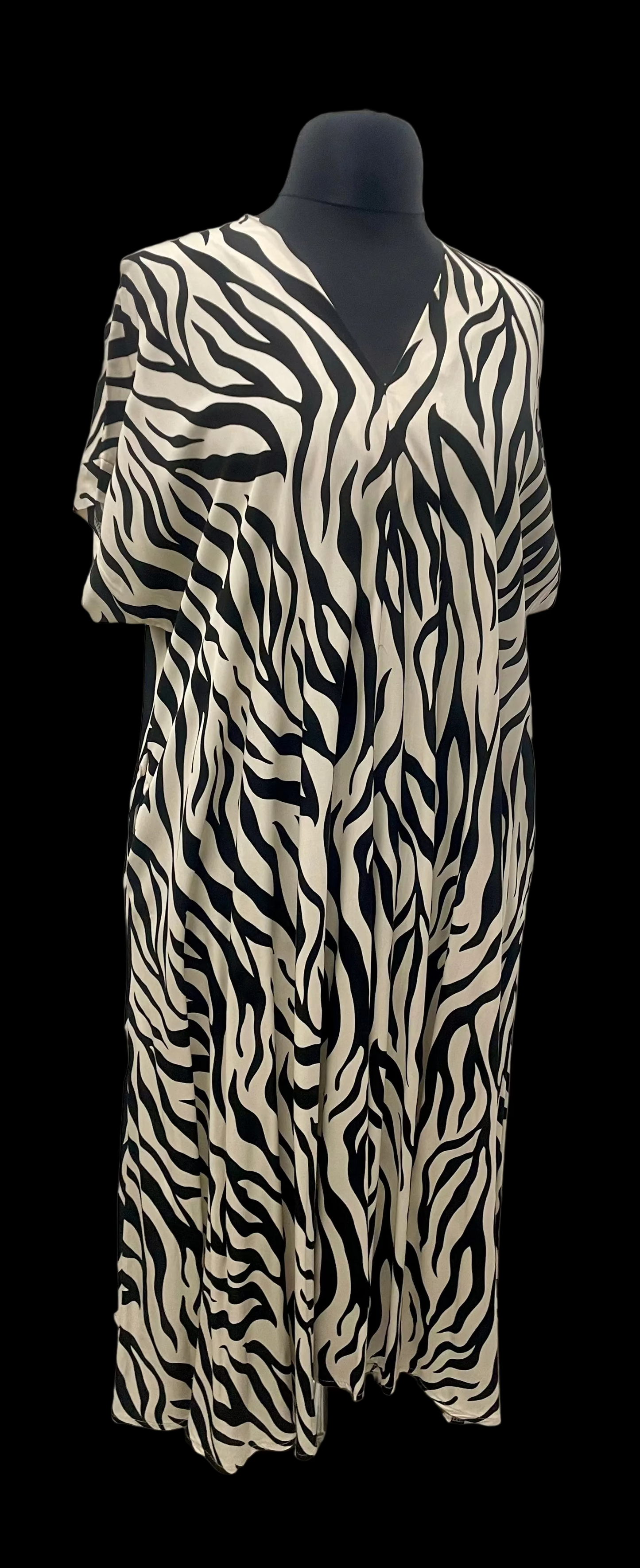 Kleid mit Zebramuster