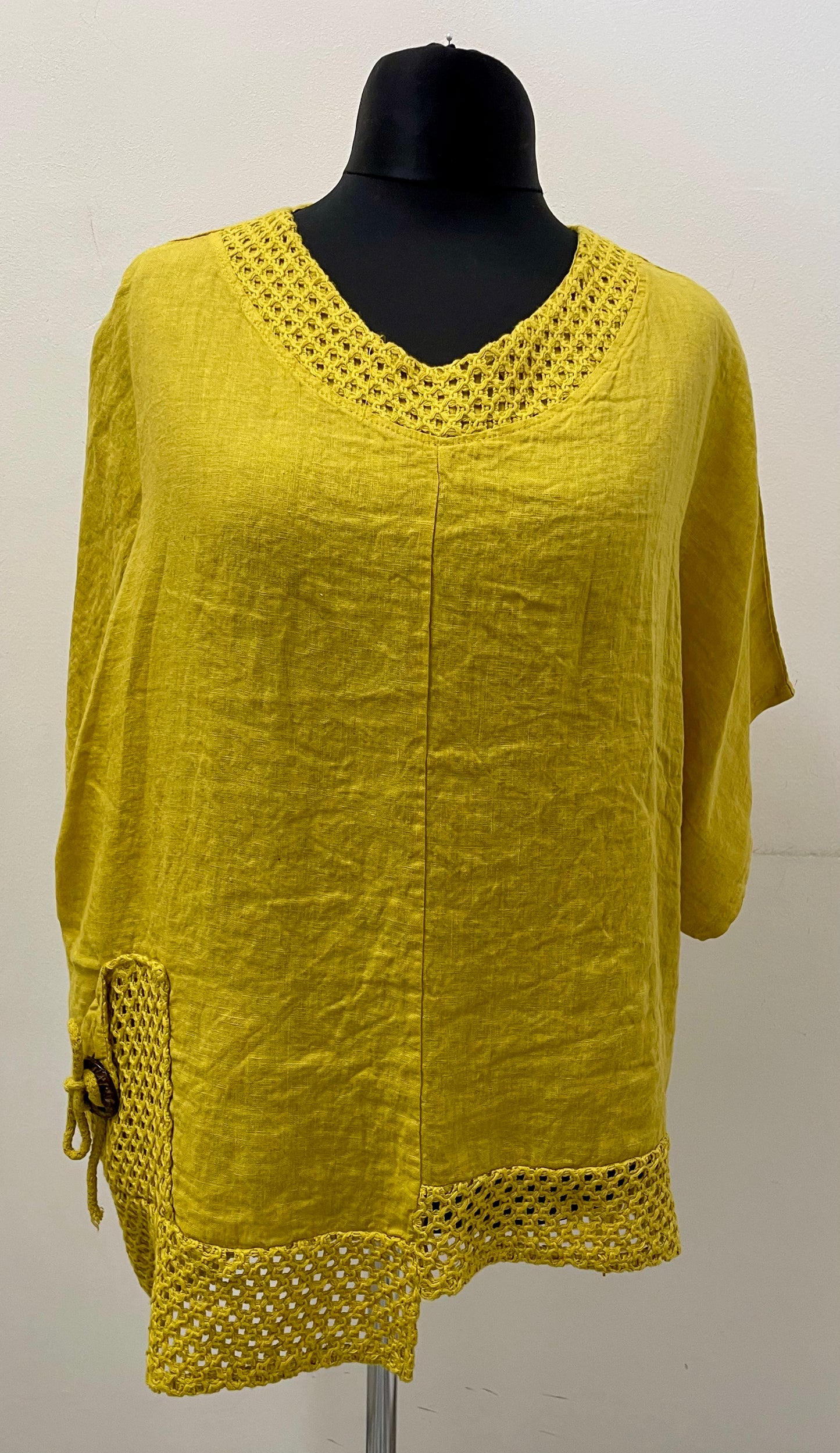 Leinenshirt mit Netzeinsatz