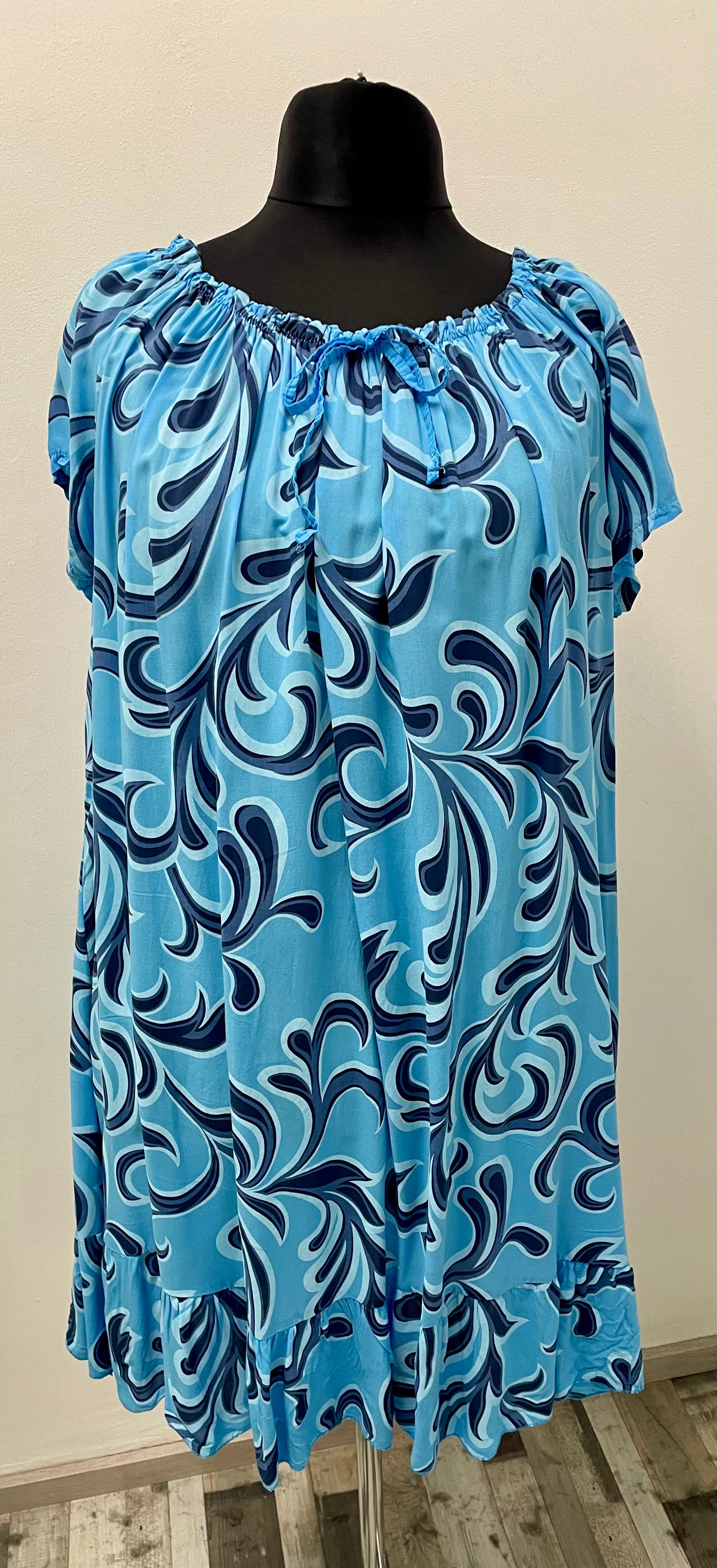 Sommerkleid mit Carmen Ausschnitt