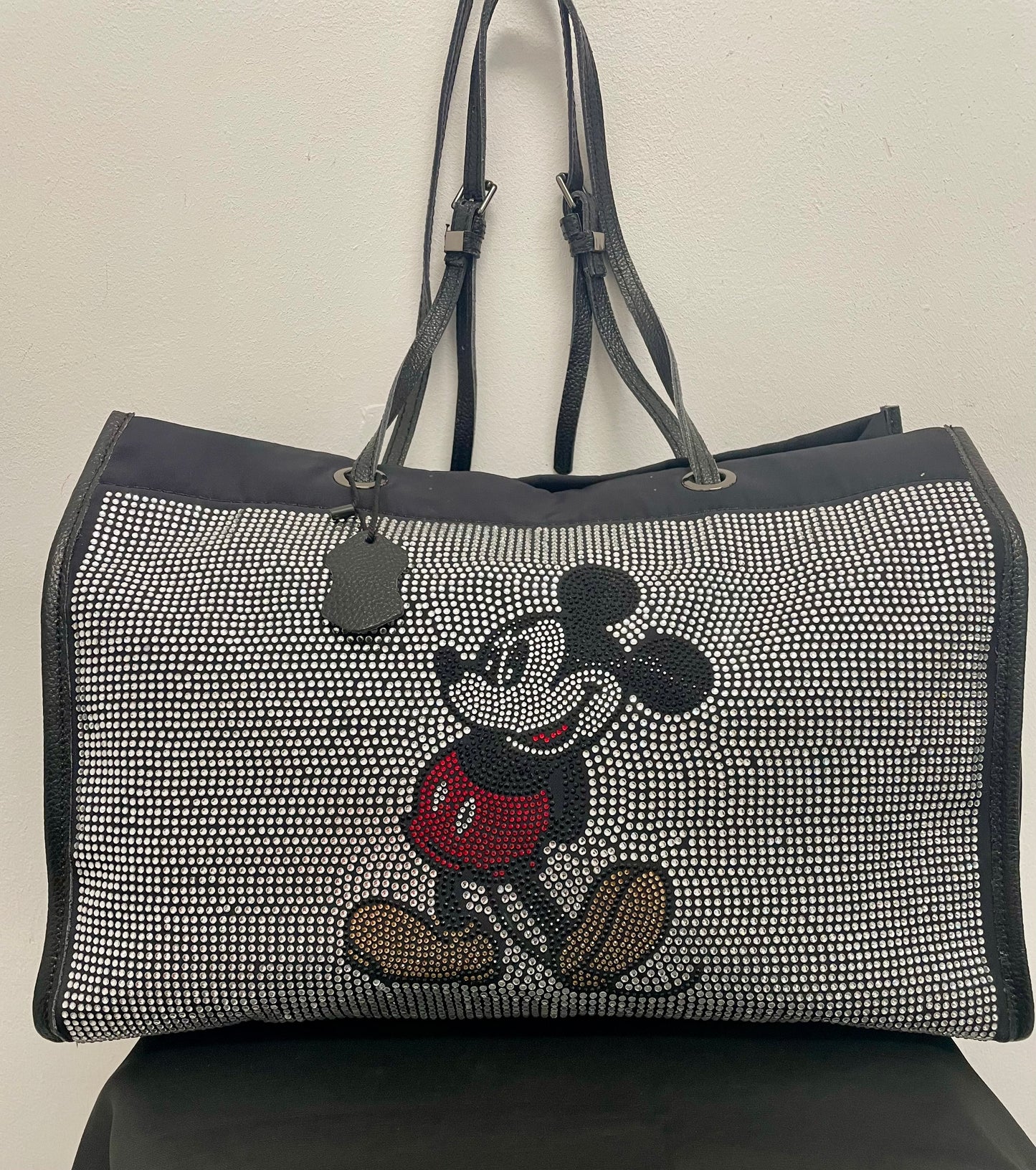 Mickey Tasche