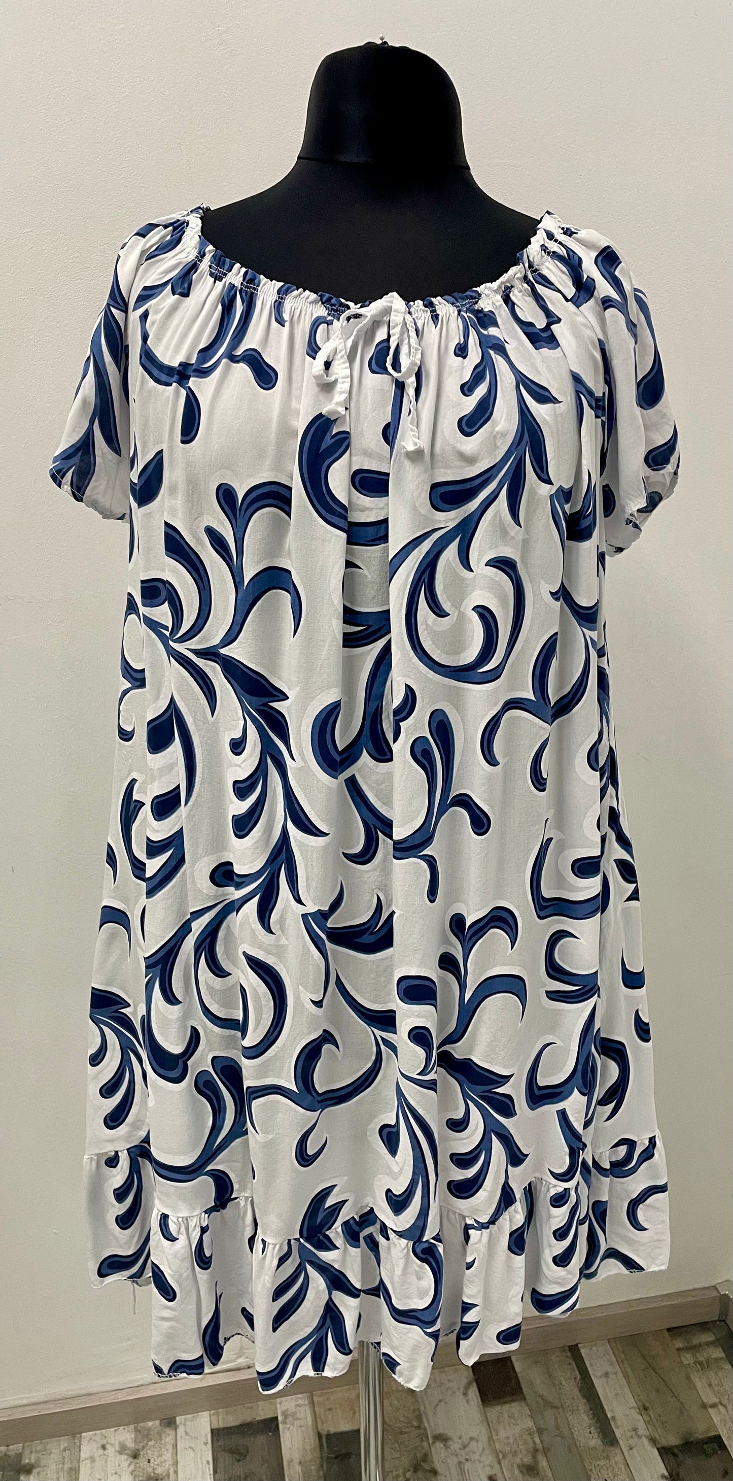 Sommerkleid mit Carmen Ausschnitt