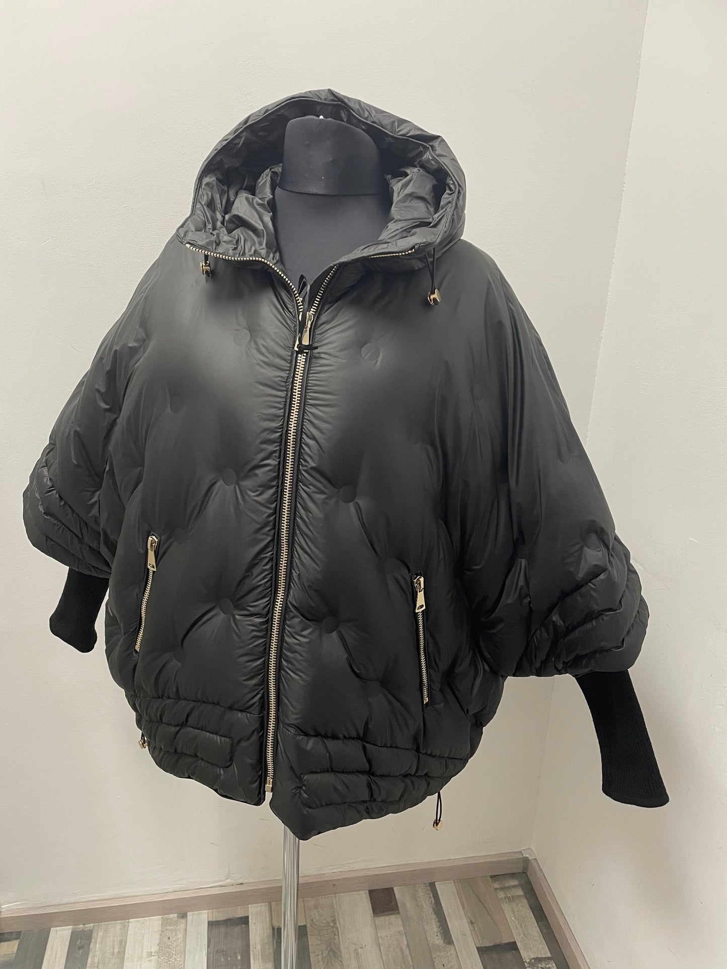 Steppjacke mit Kapuze