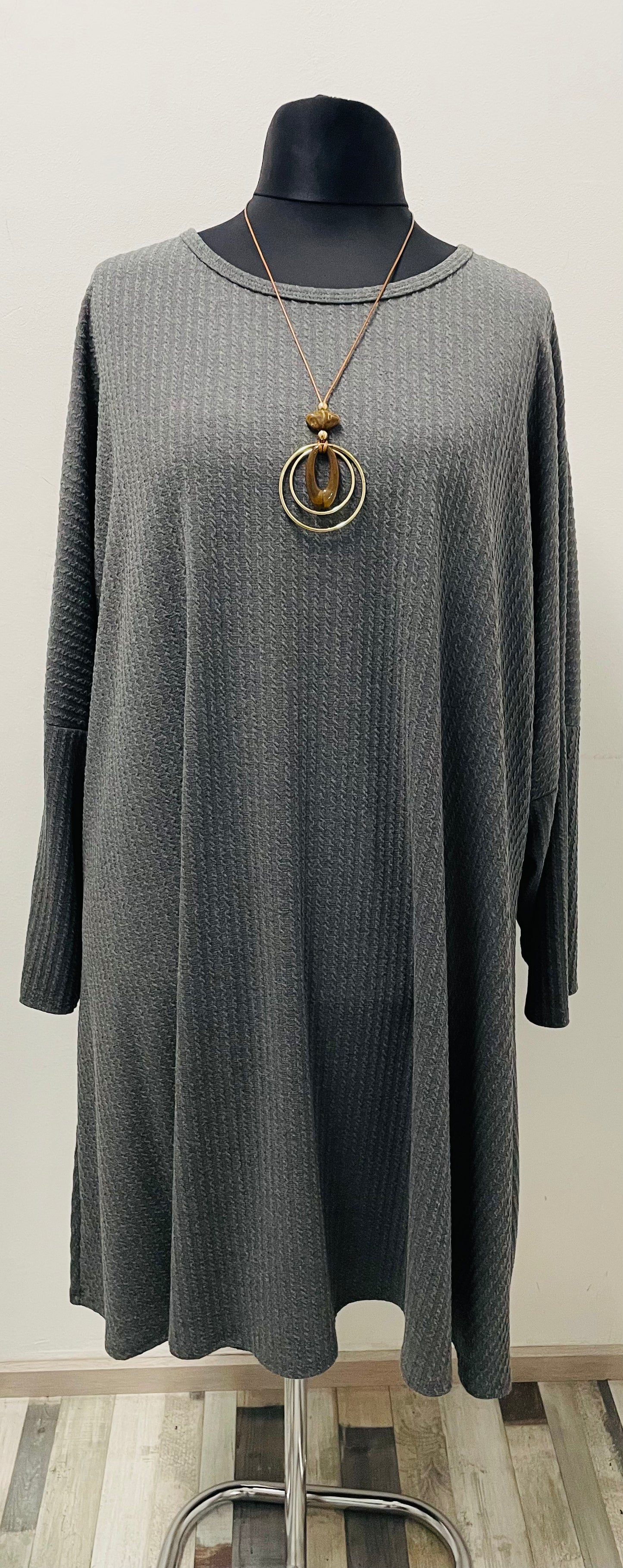 Jacquard Kleid aus Viskose mit Kette