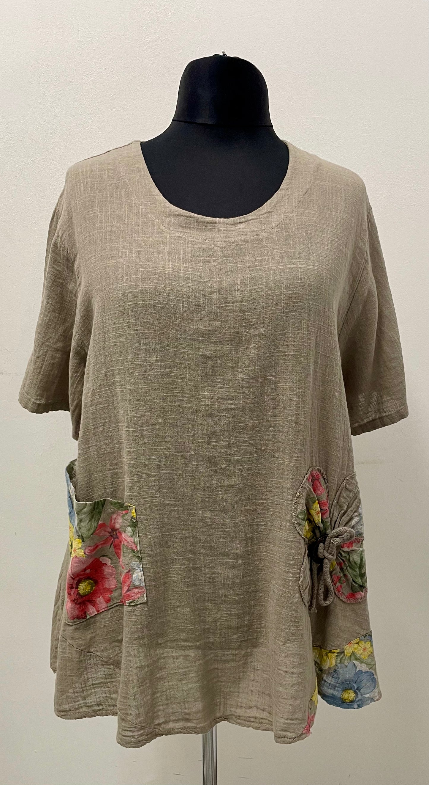 Shirt mit Blumenmotiv