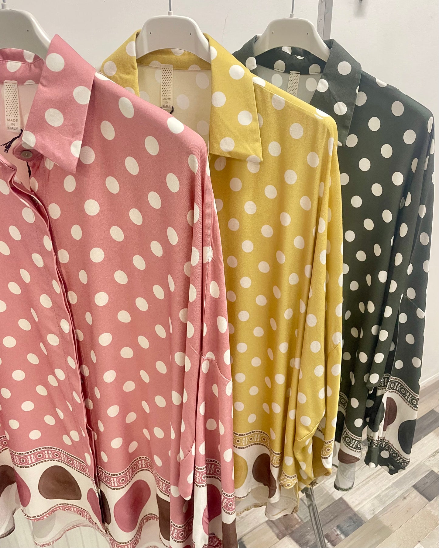Oversize Bluse Polka-Dot-Muster