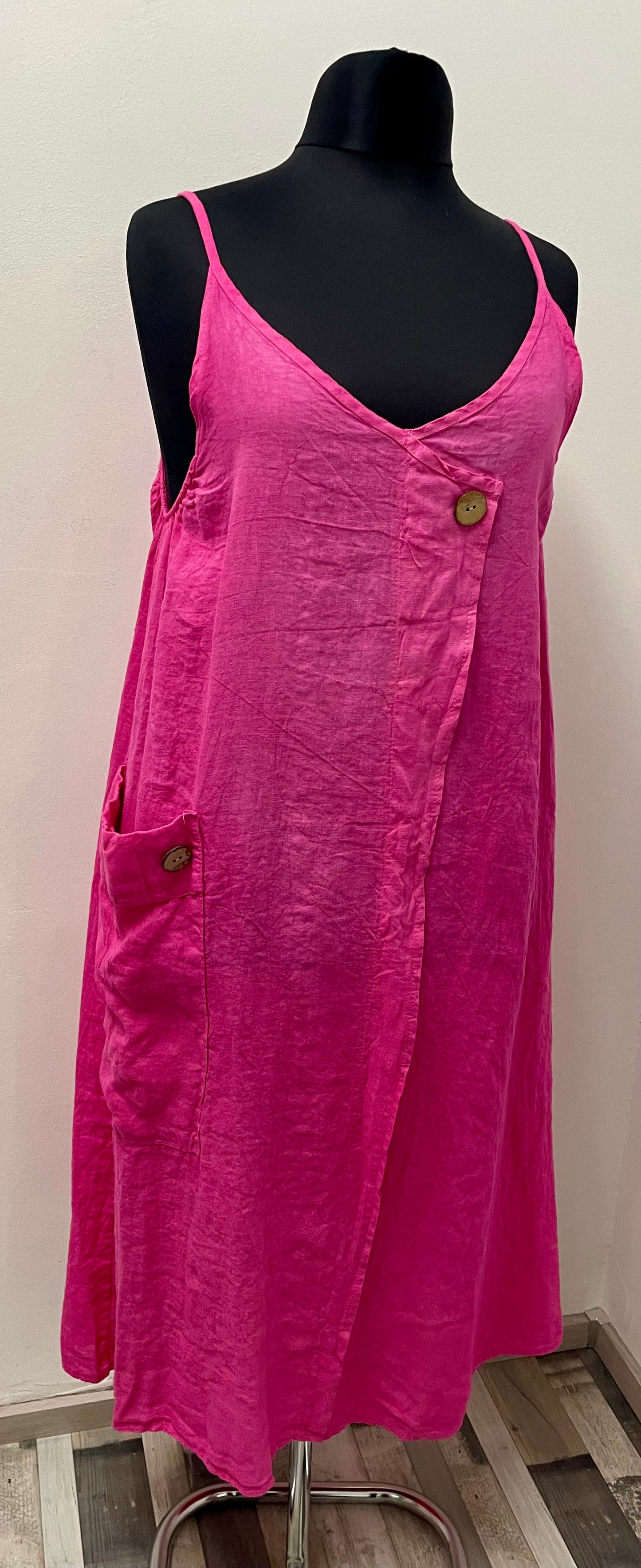 Leinenkleid mit Spaghettiträger und elastischen Armausschnitt