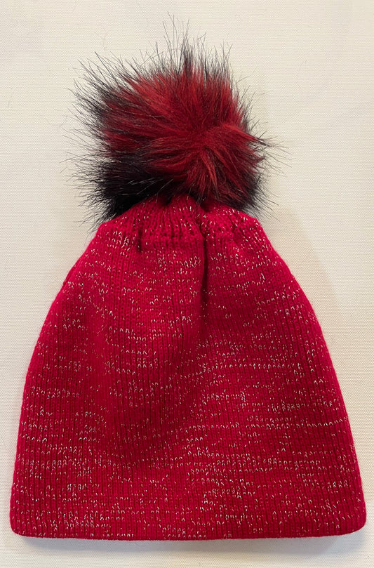 Mütze mit Bommel