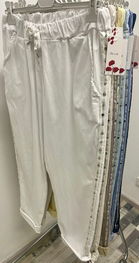 Schlupfhose mit seitlichem Streifen
