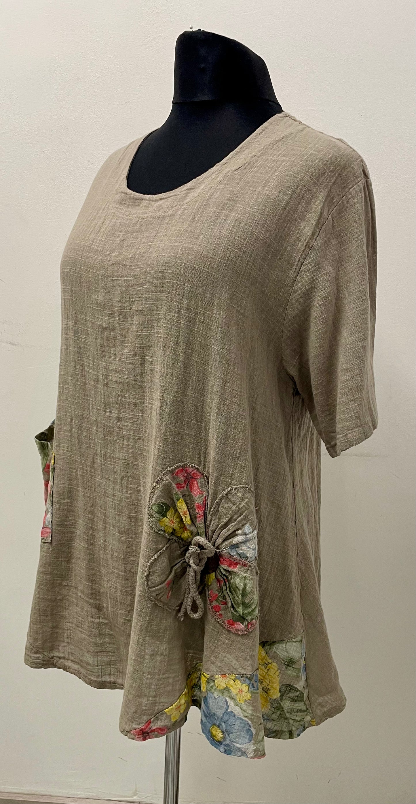 Shirt mit Blumenmotiv