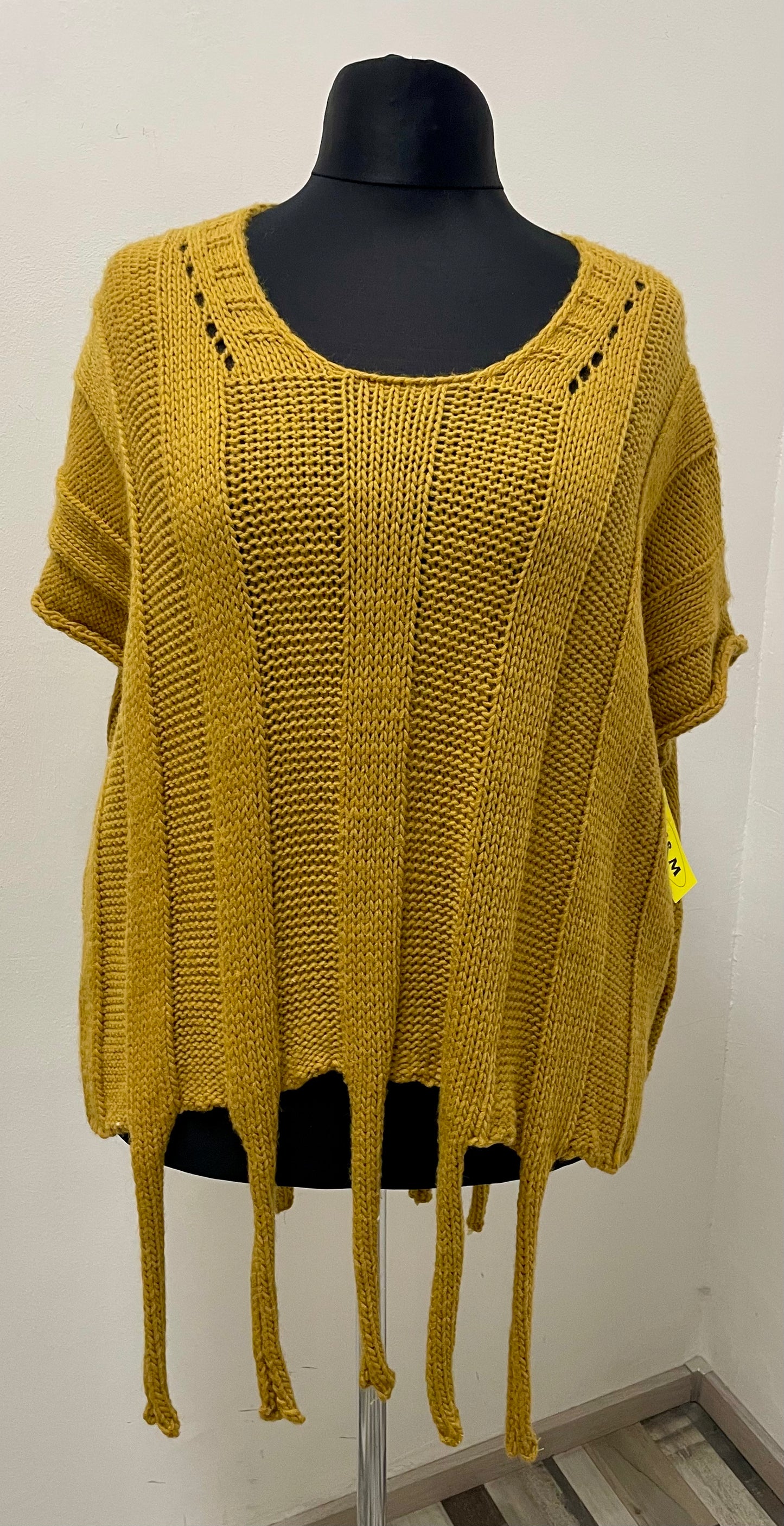 Strickpullover mit Zipfel