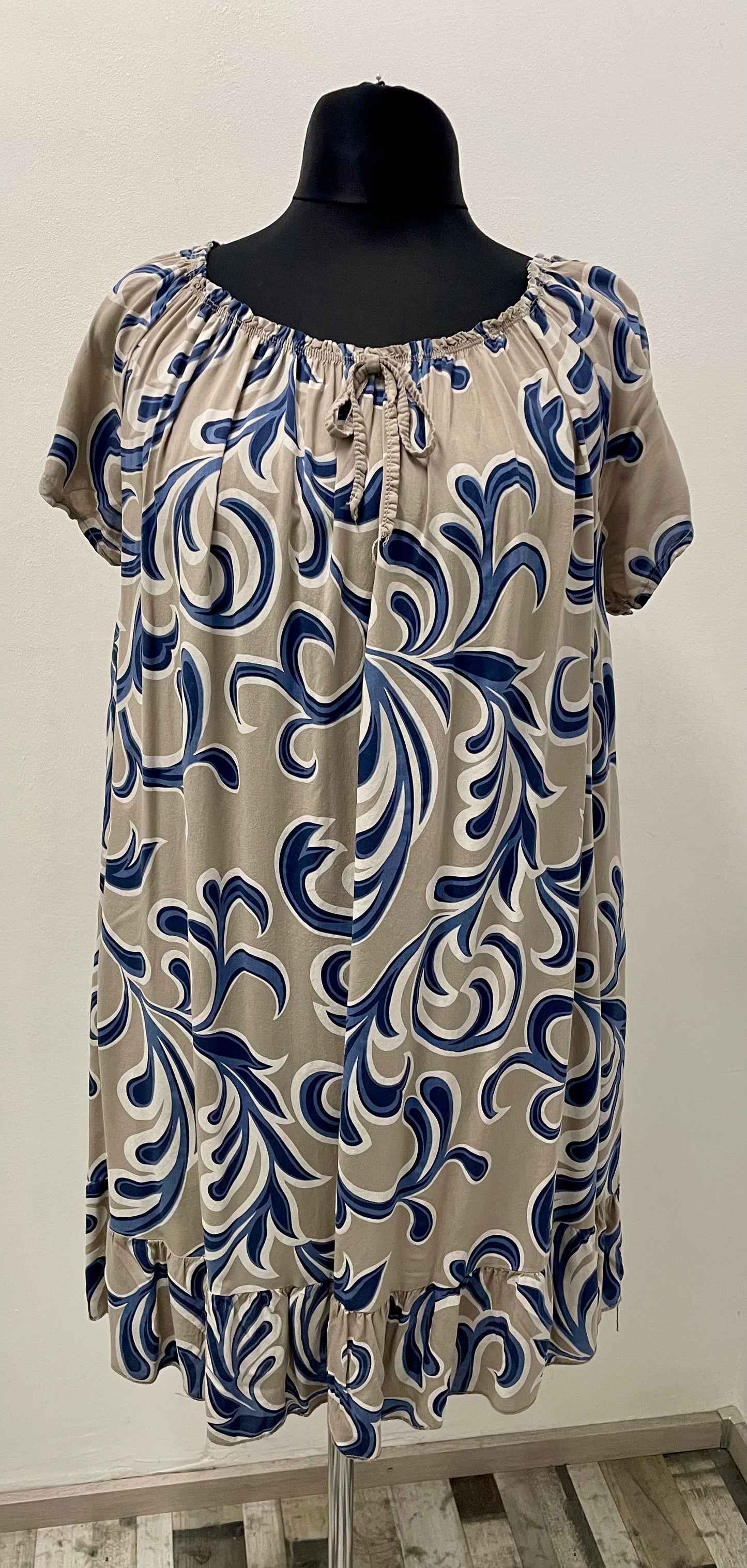 Sommerkleid mit Carmen Ausschnitt