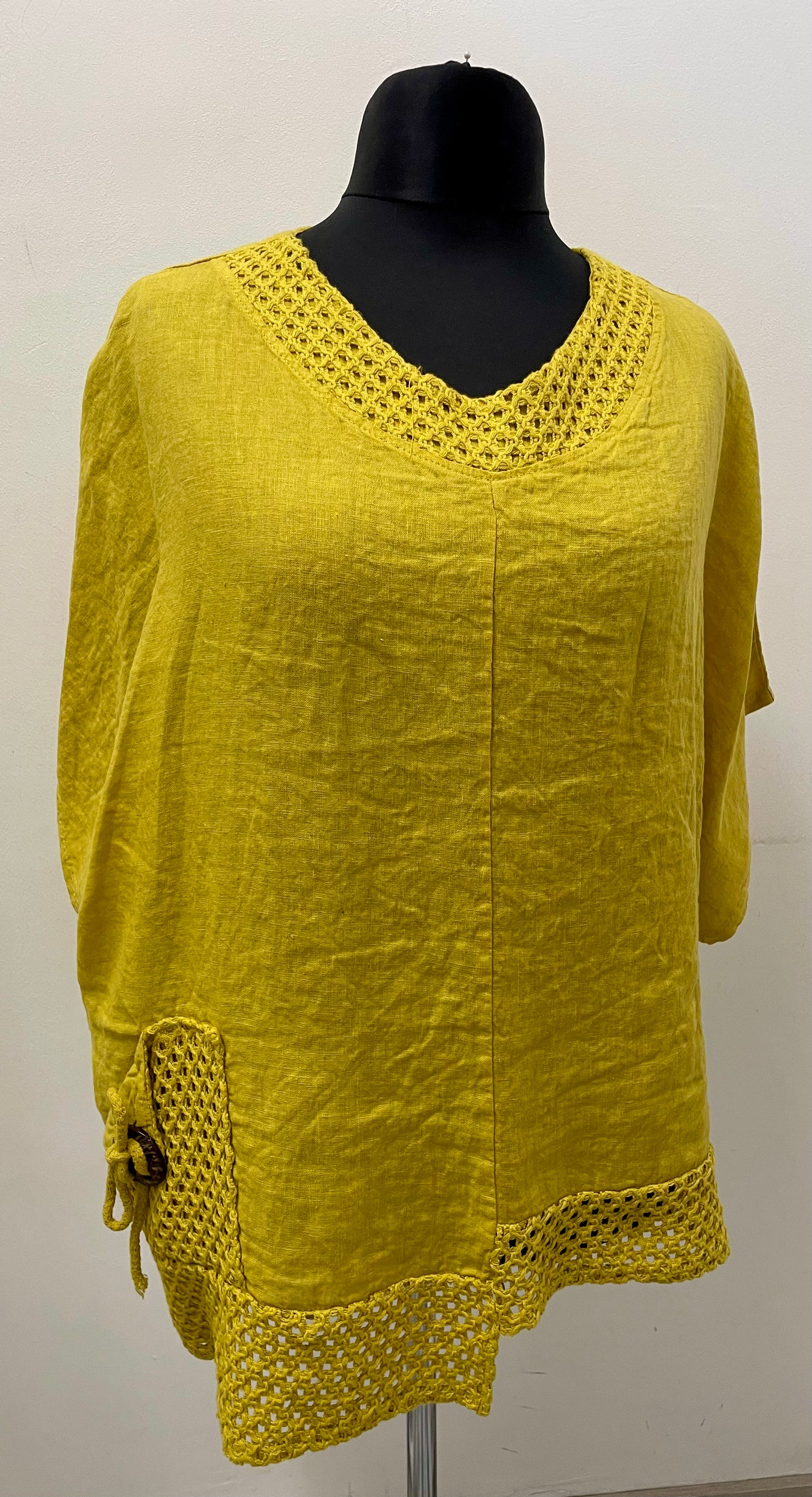 Leinenshirt mit Netzeinsatz