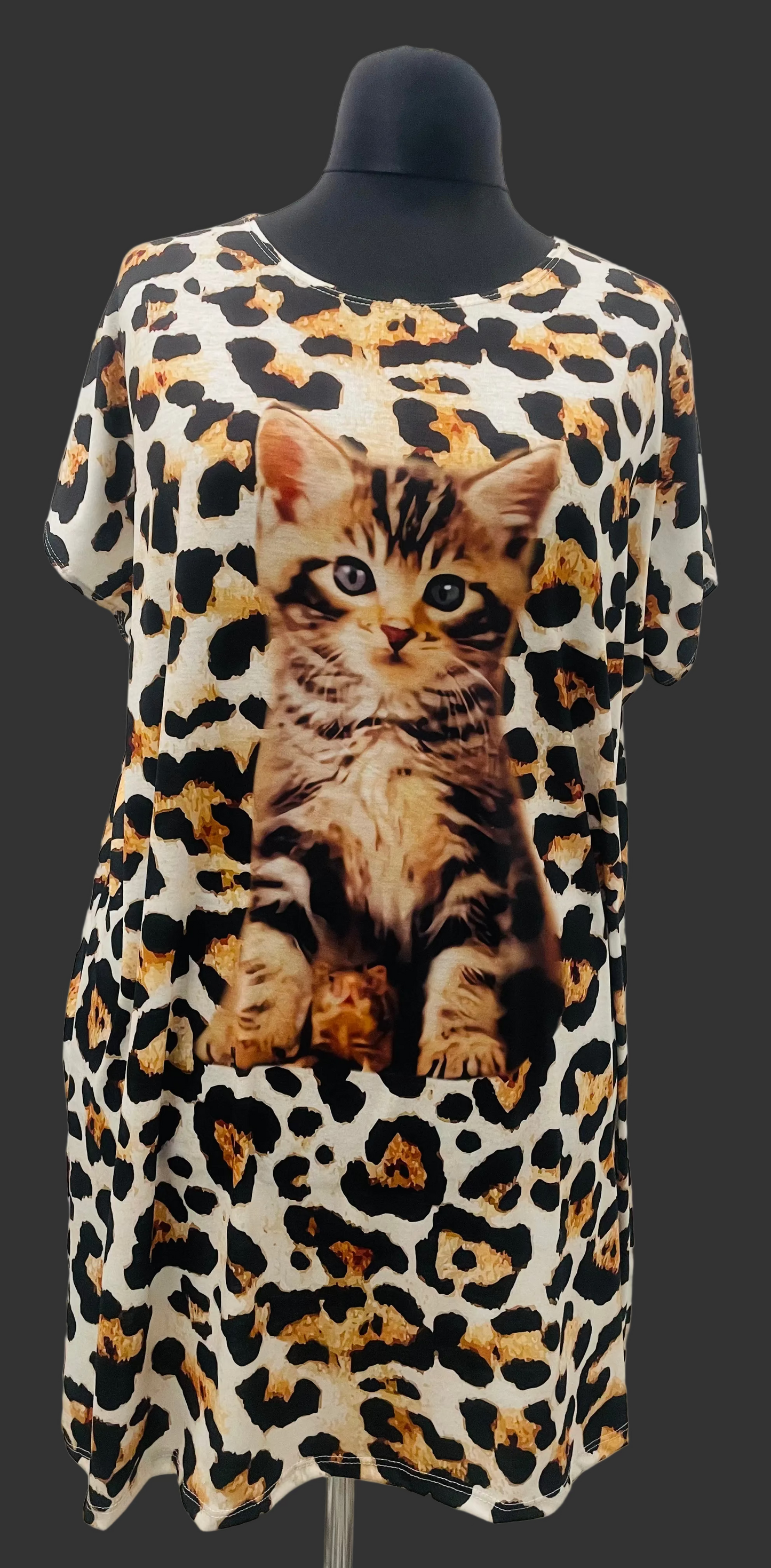 Tunika/Kleid mit 3D-Katzenprint