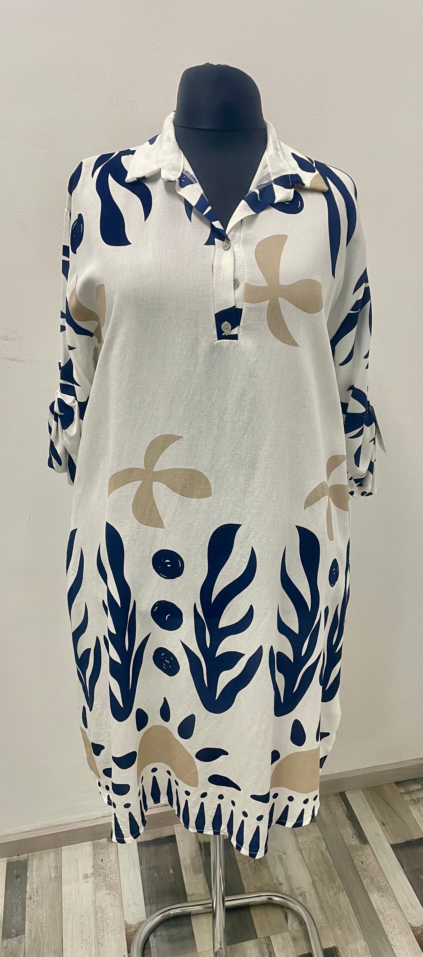 Kleid mit Knopfleiste