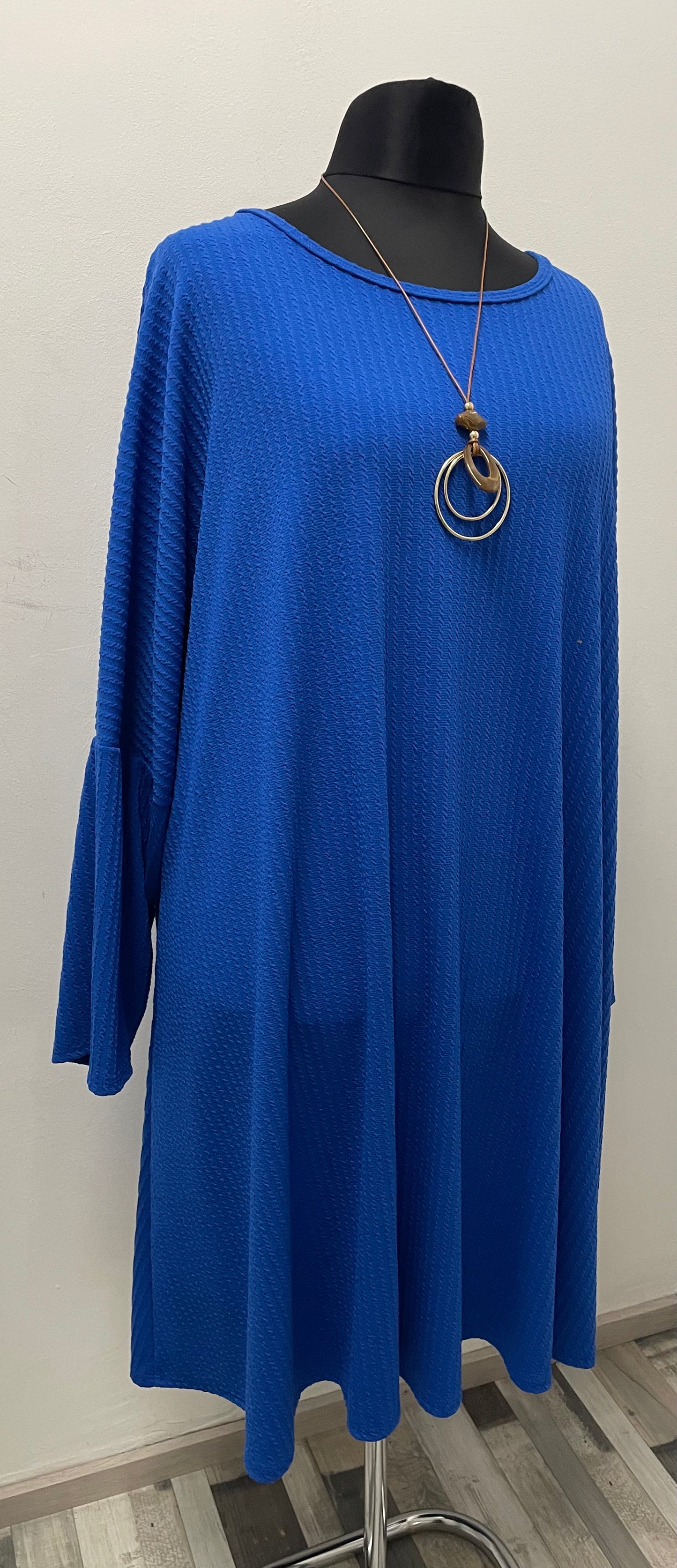 Jacquard Kleid aus Viskose mit Kette