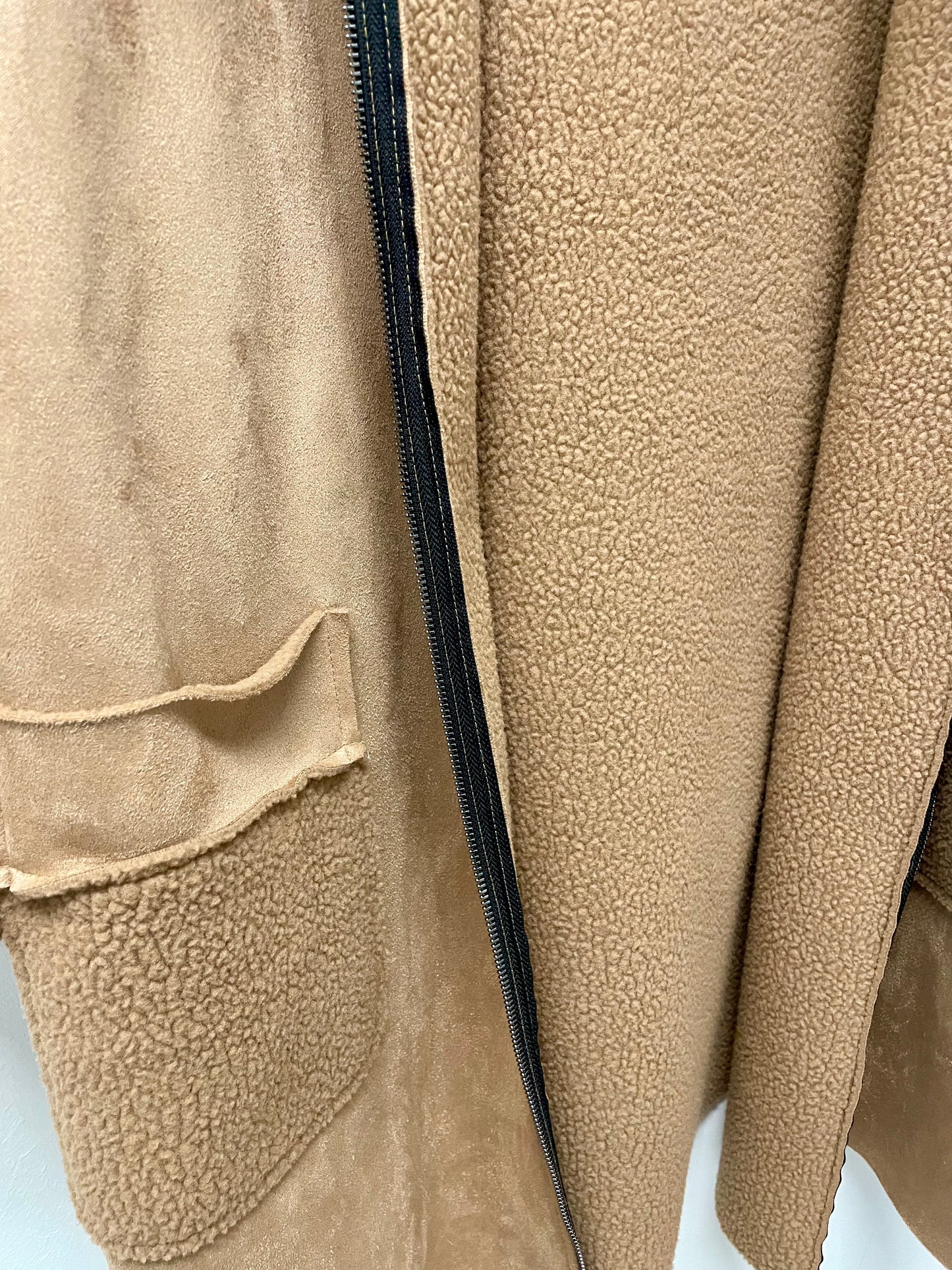 Longjacke mit Kapuze und Teddy Innenfutter