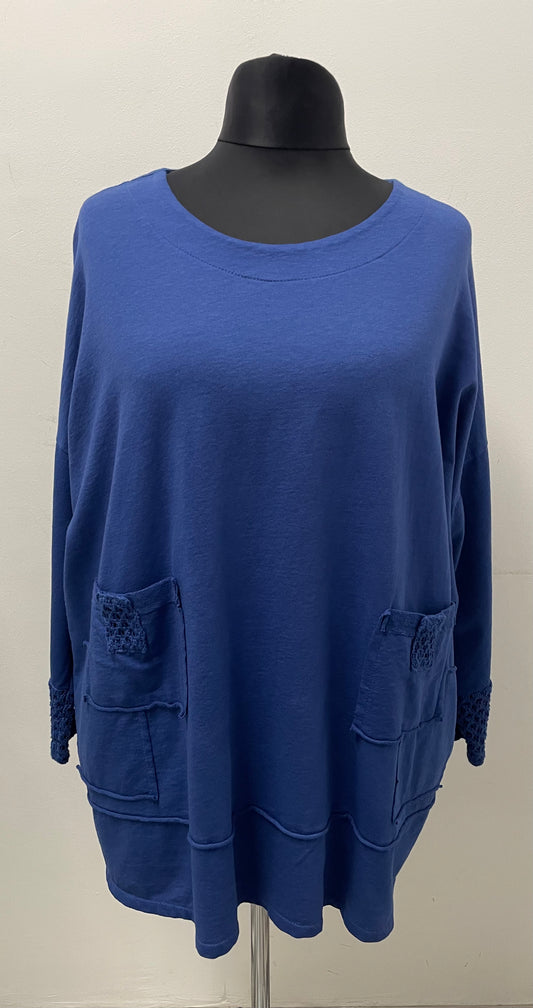 Shirt mit Netzeinsatz an den Ärmeln