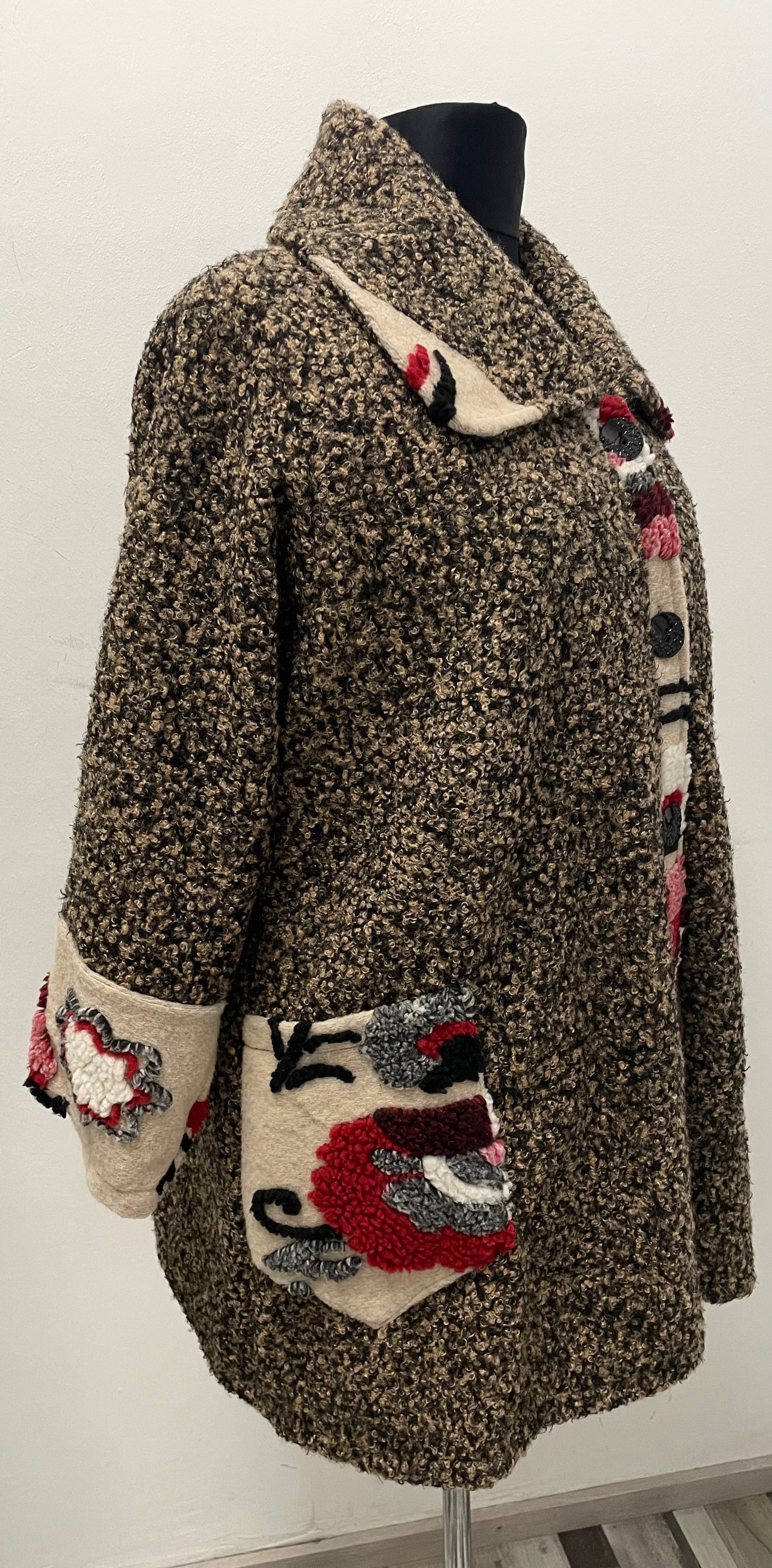 Bouclé Mantel