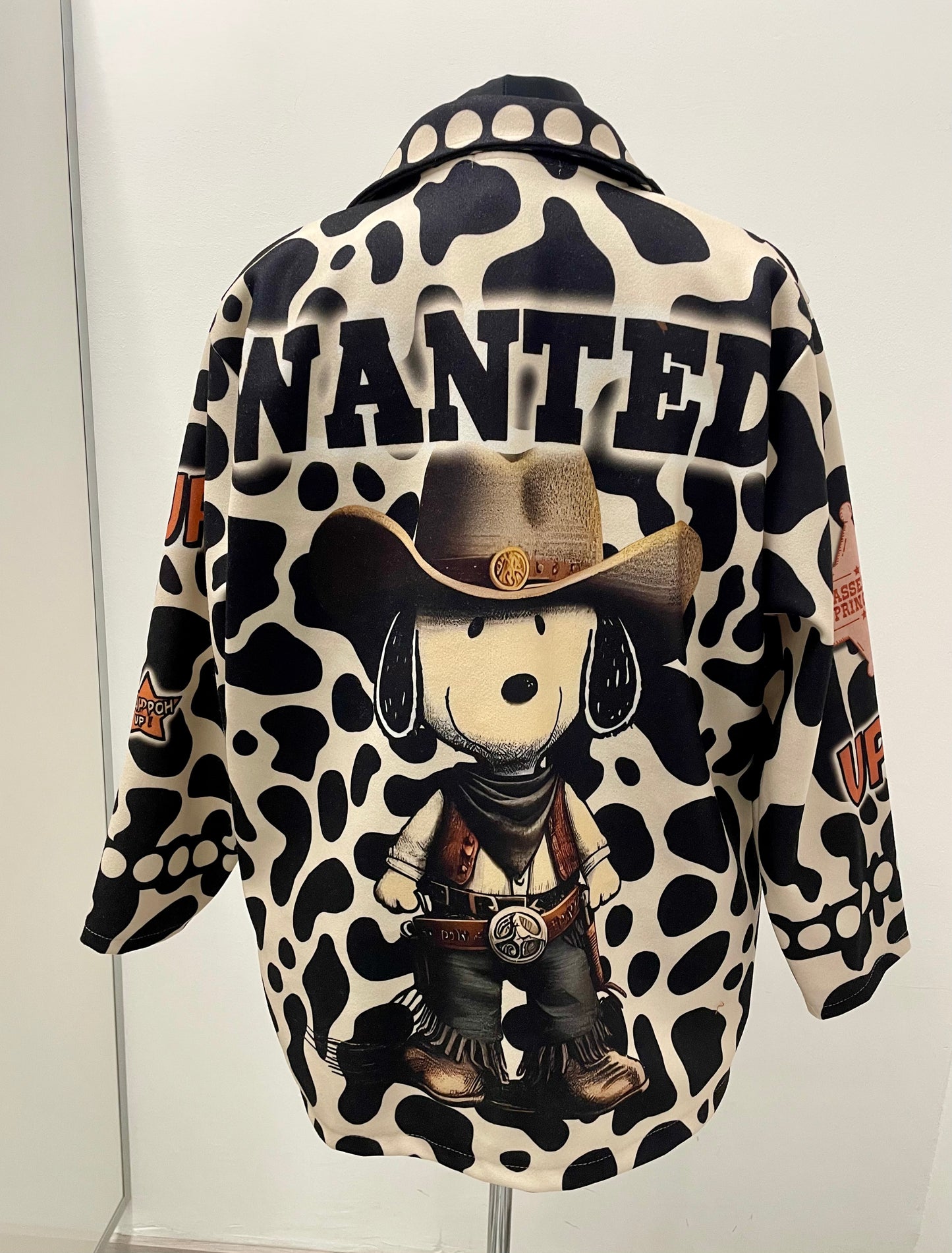 Extravaganter Blazer „WANTED SNOOPY“