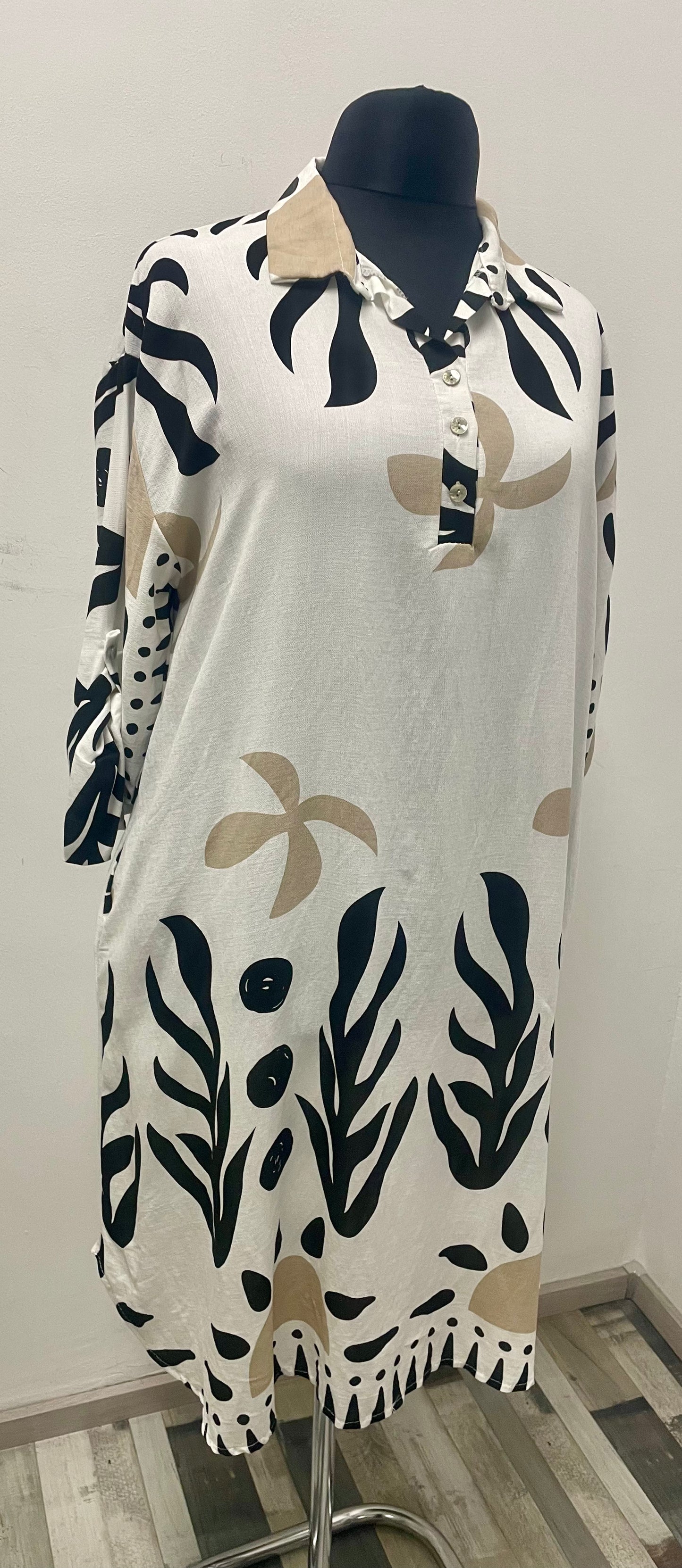 Kleid mit Knopfleiste