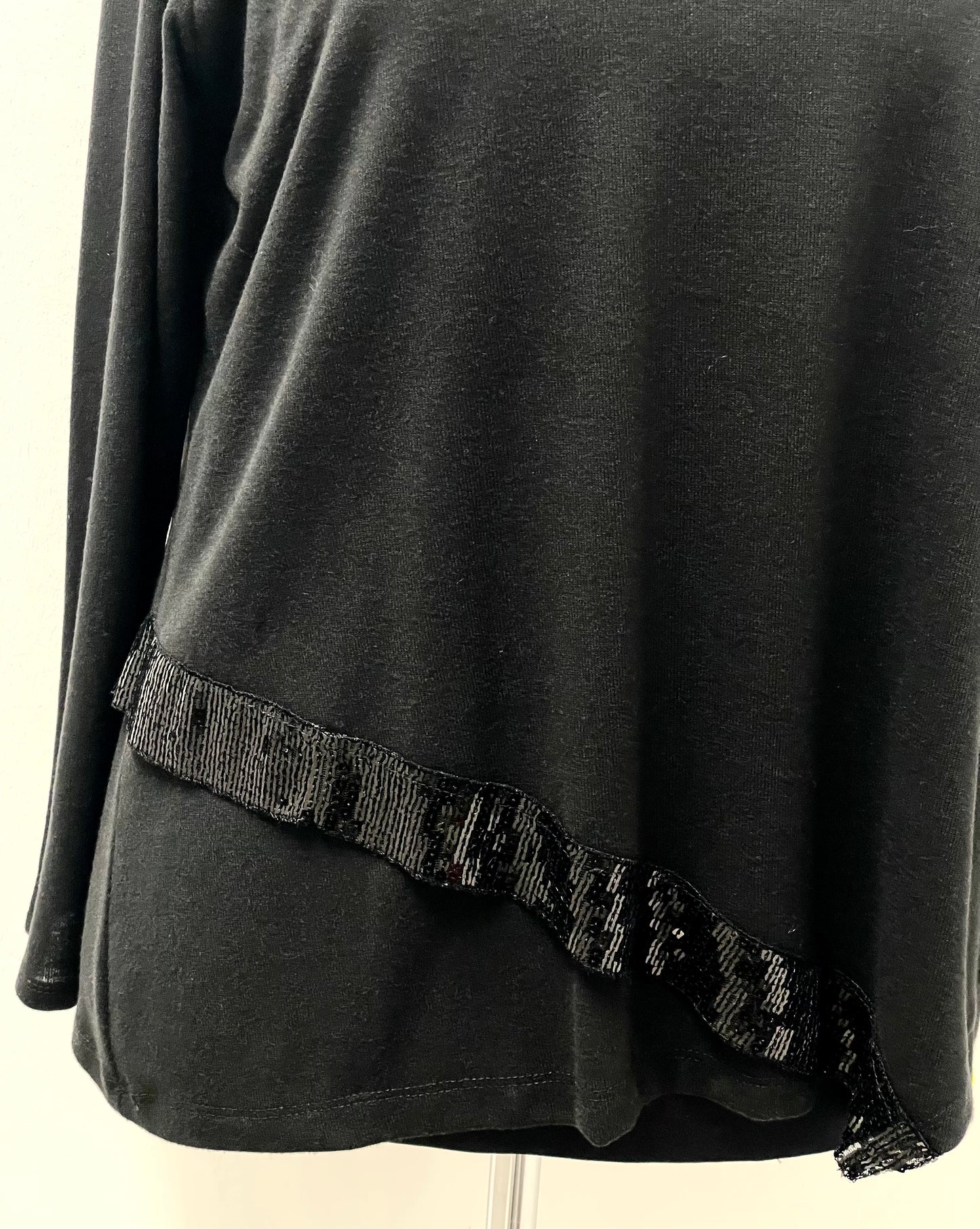 Pullover mit Glitzersaum