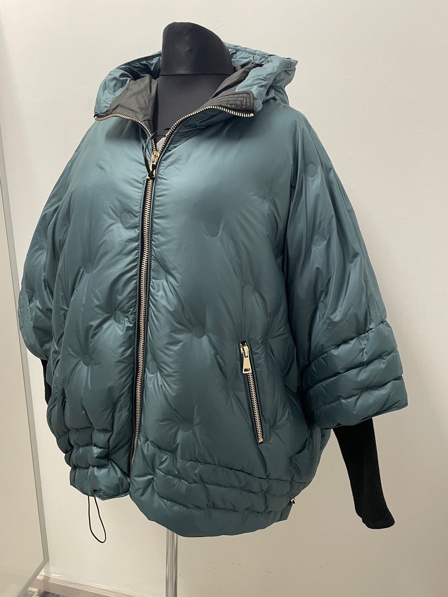 Steppjacke mit Kapuze